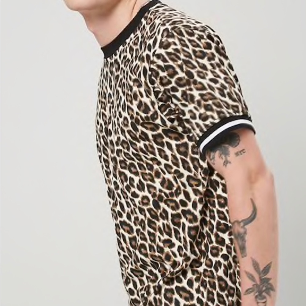 t shirt